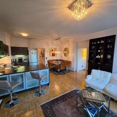 Appartement Exklusive Penthousewohnung Im Stadtzentrum *